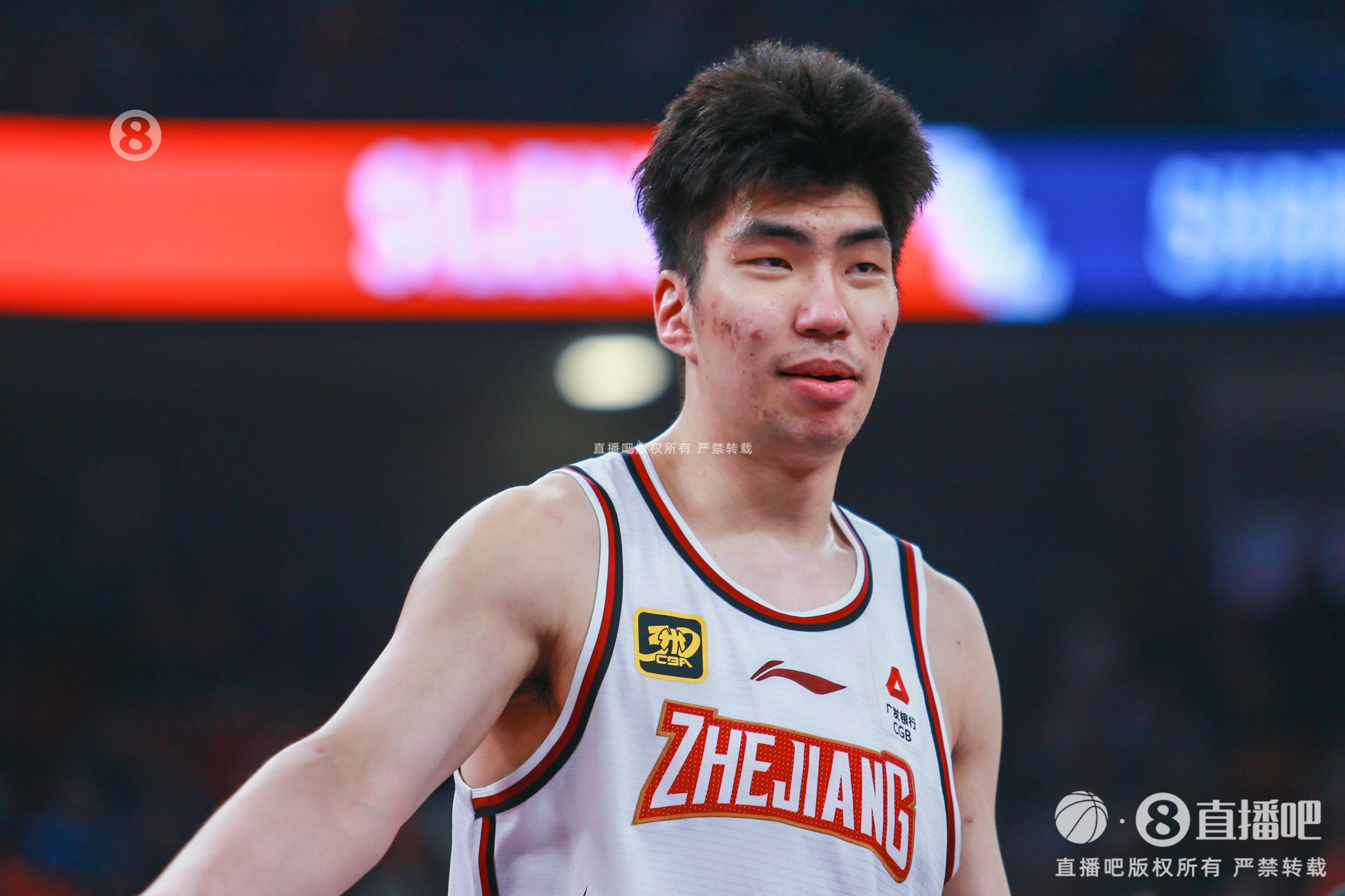 效率極高！余嘉豪8中8貢獻(xiàn)20分7板 罰球5中4